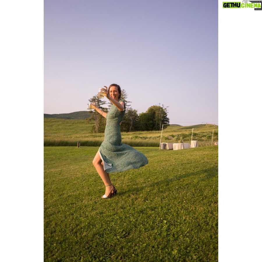 Sasha Sagan - 680 Likes - Last Saturday at my beloved @jessicaethjacobson’s unbelievably beautiful, unspeakably fun wedding to @jonfjacobson, @madeandcrafted captured my truest self: the eager helper in impractical shoes who is SO EXCITED to have been asked to bring whiskeys to the bride and groom during picture time 🤗♥️