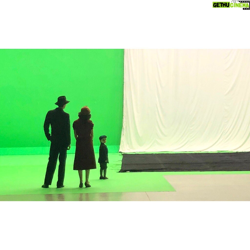 Sasha Sagan - 0.9K Likes - A little behind-the-scenes from the final episode of #cosmospossibleworlds which airs tonight on @natgeochannel and depicts, as my mom would say, “a vision of the future we can still have”. (And yes that’s me as my grandmother Rachel one last time.) #cosmos #worldsfair #tunein