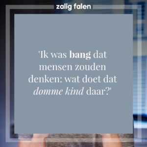 Saskia Noort Instagram - Ze heeft meer dan 3 miljoen boeken verkocht, was 17 jaar lang columnist bij LINDA., maakt een theatertour met Stella Bergsma (en een heleboel andere feministen) én werd onlangs benoemd tot Officier in de Orde van Oranje-Nassau; @saskianoort is volgens alle maatstaven succesvol. En toch voelt het heel vaak alsof ze faalt. 

“Nadat ik mijn eerste boek had geschreven, kreeg ik voor het eerst heel veel aanvragen voor lezingen. Voor de allereerste was ik zó bang dat ik weken niet sliep en op de dag zelf bijna moest overgeven”, vertelt ze in een interview met @lizzyvanhees. “Ik vond het zo eng om daar te staan en hardop voor te lezen uit mijn werk. Bang dat iedereen er doorheen zou praten, dat mensen het niet zouden begrijpen of zouden denken: wat doet dat domme kind daar?”

Nu ze ouder is, is de schrijver een hoop van die verlammende onzekerheid kwijt. Maar de angst om te falen of ‘gecanceld’ te worden, die blijft enigszins bij haar. Ook omdat mensen daar tegenwoordig persoonlijk (en hard) op worden afgerekend. “De tijdsgeest verandert en als mens moet je de kans krijgen om mee te veranderen, daar horen ook fouten bij. Het is toch veel mooier dat je als mens ergens op terug mag komen, dat je van gedachten verandert en de kans krijgt om dat ook publiek te doen?”

Lees het hele interview via de #linkinbio.

Tekst: @lizzyvanhees 
Beeld: @carlihermes