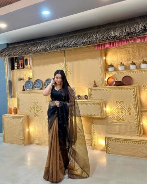 Satirtha Debnath Instagram - ❤️❤️