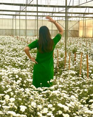 Satna Titus Instagram - Poo Pookum Osai, Athai Ketka than Aasai..!!🕊️💚😍

#peacefullife #naturelovers #gogreen #happyme