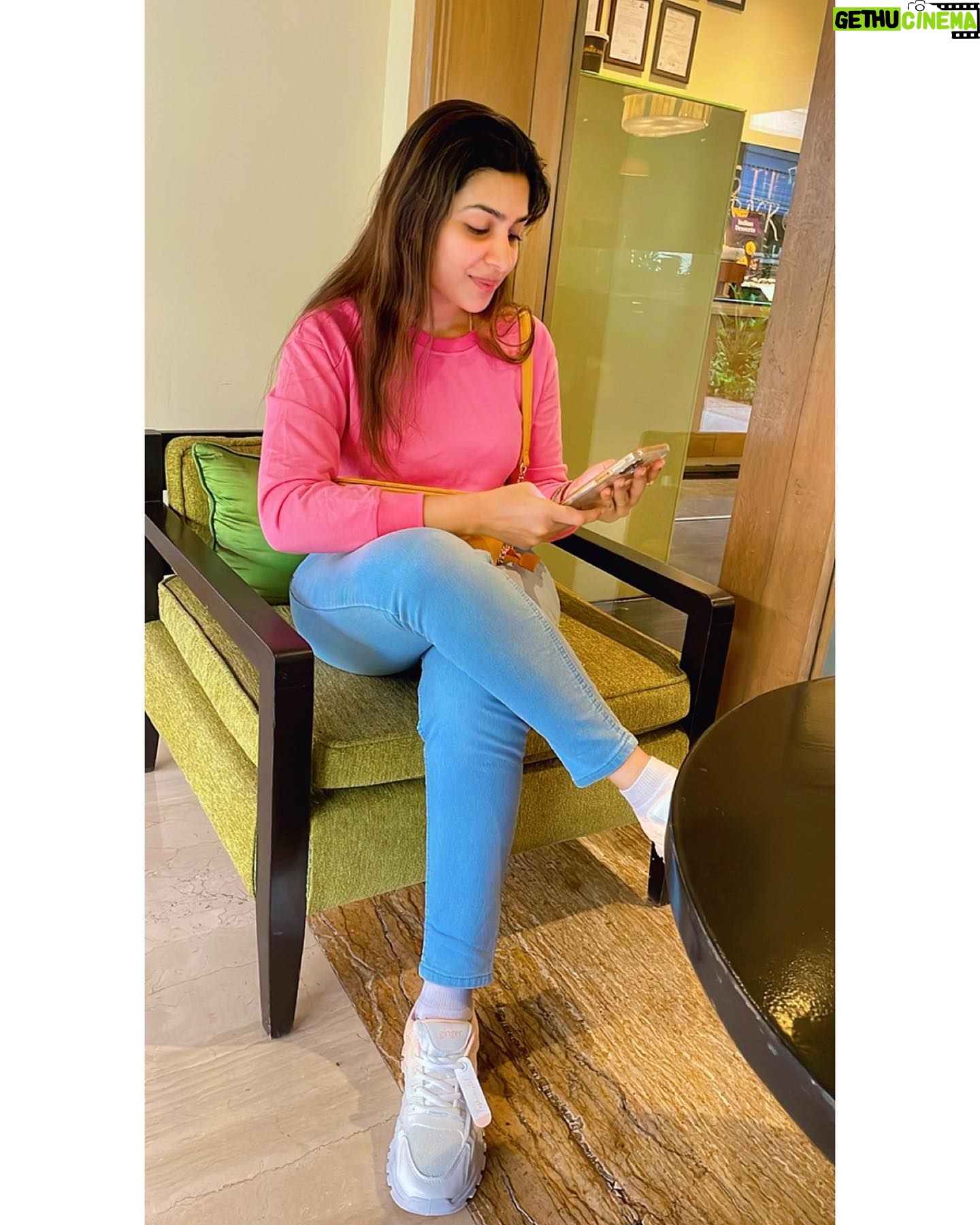 Satna Titus - 1.2K Likes - Pretty Pink🥰💖