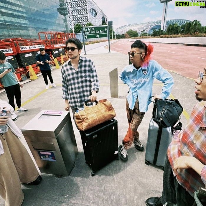 Satoru Iguchi - 102.3K Likes - Singapore