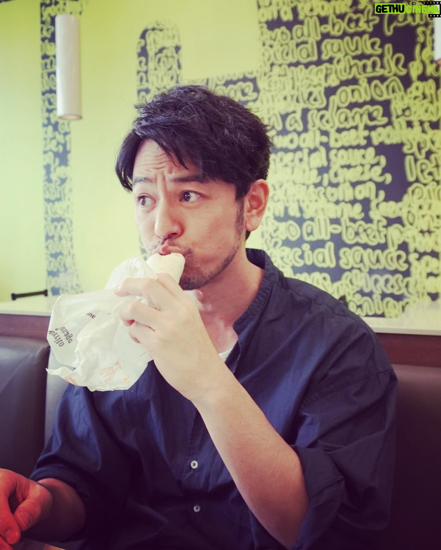 Satoshi Tsumabuki - 59.8K Likes - #mcdonalds
#夜マック店長、本場アメリカで朝マック食べる
Sausage Burrito美味しかった!
アメリカ限定なのかな?サルサソースとの相性抜群
#夜マック
#朝マック
#マクドナルド
#ロサンゼルス