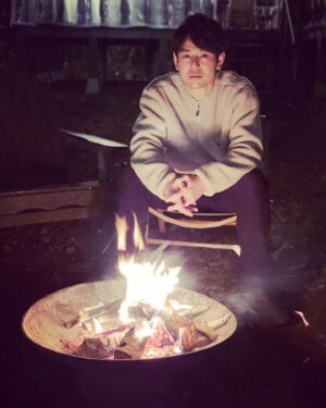 Satoshi Tsumabuki Instagram - 本日、誕生日

41歳となりました

大人とは？

40歳を過ぎてもまだ答えはでません

でも、答えがないから面白いんだろうなぁとつくづく感じます

両親に感謝

12月13日生まれの方、おめでとうございます！

#誕生日
#今年の自分への誕生日プレゼント
#カーミットチェア
#早速カスタム