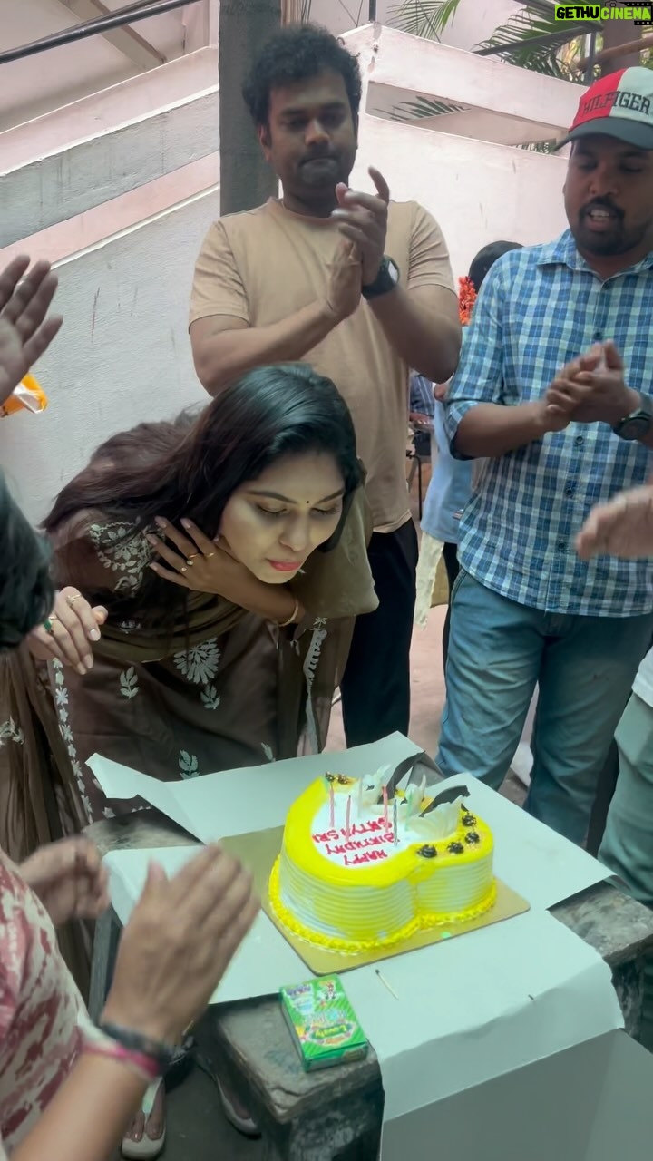 Satya sri - 12K Likes - Thank you @nareshjabardasth 🫶 and to the entire Jabardasth team for making my day more memorable…I feel very thankful to be a part of this team… Thank you so much once again for your unconditional love towards me..❤️
#love #grattitude #birthdayspecial
@actressrohini
@jabardasth_ramprasad
@thagubothramesh
@kevvukartheek
@jabardastnukaraju
@patas_praveen_official
@jabardasth_ashok
@rocket_raghava_official
@jabardast_jithender