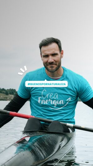 Saúl Craviotto Instagram - Una cosa tengo clara: ser sostenibles significa cuidar del entorno que nos rodea. En mi disciplina, es imprescindible cuidar el espacio. Por eso, me uno al team de #buenospornaturaleza de @crea_energia. Una compañía que reafirma que el único futuro posible es un futuro más verde, apostando por la energía 100% verde.

Para echar un cable al planeta, necesitamos más #seresdeluz como @almudenacid que remen a favor de los pequeños gestos diarios.

Sigue a @crea_energia para saber qué nos cuenta 
Almudena y quién es para ella un #serdeluz.

¿Te unes al team?

#creaenergia #energiaverde #sostenible #sostenibilidad #deportistas #deportistasdeelite #luz #precioluz #luzgratis #energiarenovable #energyrenewable #transparente #digital #deporteysalud #planeta #planetaverde #futuroverde #futurosostenible