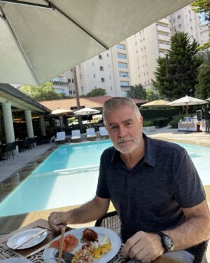 Saúl Lisazo Instagram - Rico desayuno en CDMX