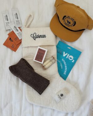 Savannah Jayde Instagram - My favorite time of the year and my favorite gifts to give 🌟 here’s what everyone is getting this year ~
Clio (1.5) - a yellow toothbrush, cozy hat, little board book, “magic” disappearing milk bottles for her babies, hand knit bird finger puppet, butterfly wings and fruit snacks. 
Miles (4.5) - Dinosaur book, electric penguin toothbrush, yoto cards, tape dispenser, deep sea creatures, sunglasses, drum sticks, hand knit alligator finger puppet and fruit snacks. 
Carman - trucker hat, mouth tape, tallow soap, travel le labo, wool socks, @moonjuice and @tryarmra packets. 
Savannah - (I did own stocking this year 🫣) film, oversized silk scrunchie, sunnies, @thefullestco, and two ceramide serums. 

Mostly from local shops! Our favorite toy spots online are always: @shopmercimilo, @dotterstore, @bellalunatoys.