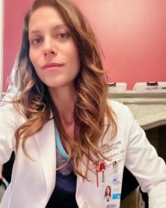 Actress Savannah Welch HD Instagram Photos and Wallpapers July 2024