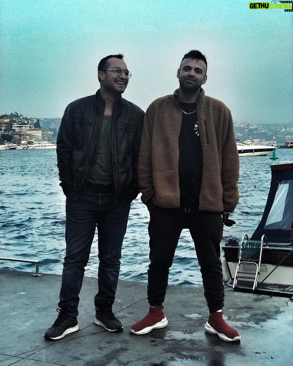 Savaş Satış - 44.7K Likes -