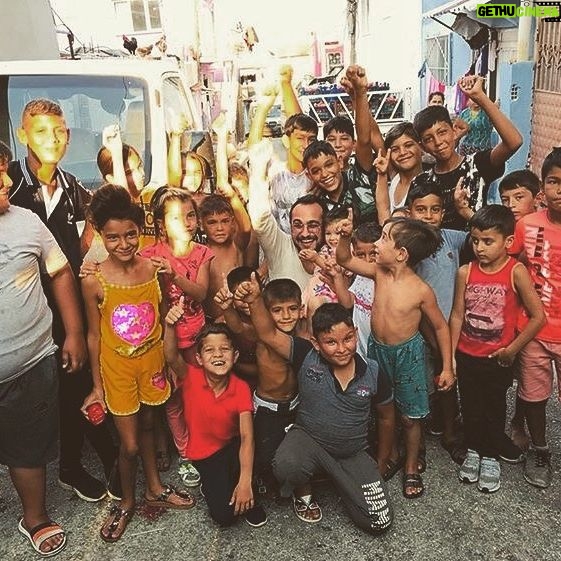 Savaş Satış - 77.7K Likes - M A H A L L E M İ Z E S M E R !