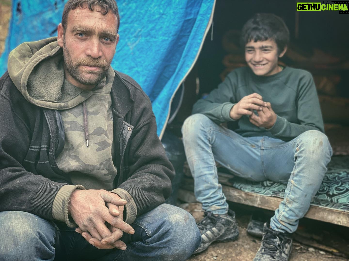 Savaş Satış - 47.5K Likes - İnsan bir damla kan ve bin endişe. #karakusunlar