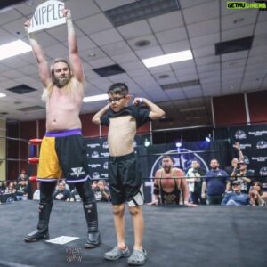 Scott Colton Instagram - Wrestling in Corpus is gettin super weird. @twcw_restling @realaaronmercer
📸: @rolanddurantx