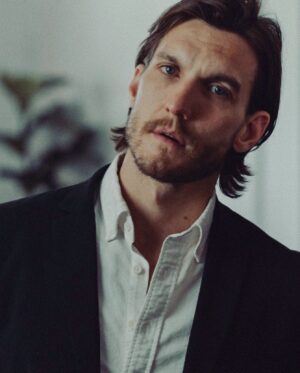 Scott Michael Foster Instagram - Photographer / @hollandclement
