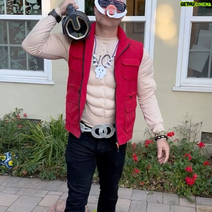 Scott Porter - 9.2K Likes - Give us “Teenage Mutant Ninja Turtles” without any turtles they said…
So we give you: Rocksteady and Bebop, Casey Jones and April O’Neil.
Every year my wife asks our kids what they want to be for Halloween, every year they pick something crazy (this year Casey Jones and Rocksteady from #TMNT), and every year my wife makes it happen. Not only makes it happen, but CRUSHES it.
She handmade Clover’s muscle shirt, , Rocksteady’s head, McCoy’s mask, and so much more, and then built out the rest of our costumes.
Haven’t been too active on here, and I know I’m a week late, but I’d be remiss if I didn’t share her awesomeness. So Happy Belated 🎃, y’all.