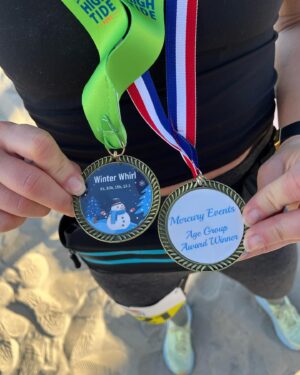 Scott Porter Instagram - Last weekend, Kelsey ran a 15k as part of prep to run a half-marathon this winter. I don’t know how she finds the time and drive with all she does, but she makes it happen. Going in she said, “I just wanna finish”…but she did WAY more. 

Not only did she finish, she was the first women to complete the race! She won the whole dang thang while our littles cheered her on. And she finished with our buddy who was the first man to cross the line!

I know I haven’t been around IG in a bit, and it’s felt pretty good TBH, but I was too proud not to share this, especially on a #WCW. ❤️ 💪