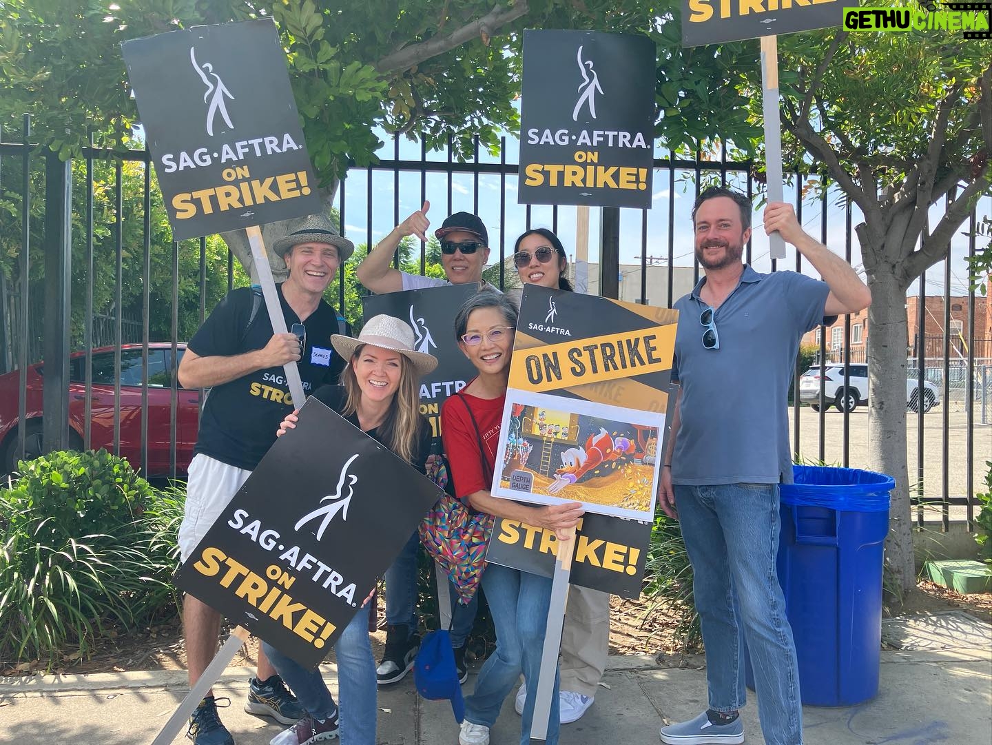 Seamus Dever - 1.8K Likes - Another day on the lines yesterday. New friends and old friends and feeling a good energy like this is going somewhere. And a lot of puppets. #sagaftrastrike #wgastrike
