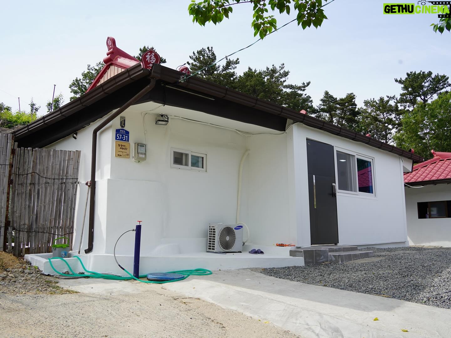 Sean - 9.8K Likes - 🇰🇷잘 될거야,대한민국!
1호 2호 3호 4호 5호 6호 7호 8호 9호 10호집
독립유공자 후손분들의 집을 지어드리기 위해서 달립니다
내가 광복절에 81.5km를 뛰는 이유
‘누군가는 해야 할 일이기에’
815런 함께 할 러너들을 모집합니다!
@habitatkorea