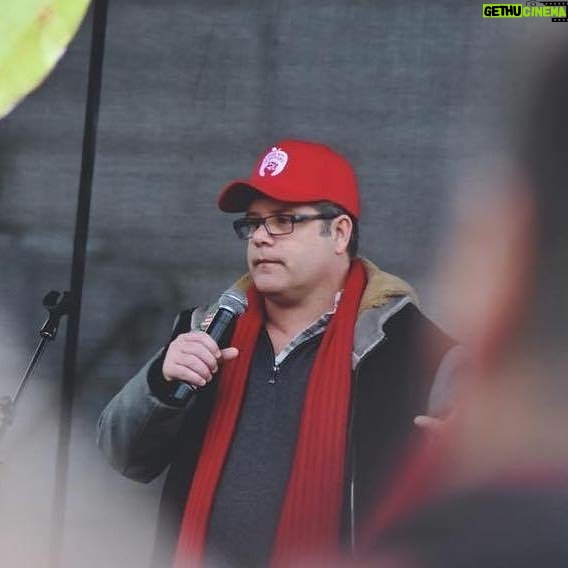 Sean Astin - 16.2K Likes - TEACHERS STRIKE #UTLASTRIKE
Grand Park, Downtown, Los Angeles
TEACHERS ACROSS AMERICA, please TWEET, INSTAGRAM & FACEBOOK a note of support using #UTLASTRIKE.
These educators need & deserve to know that there are millions of colleagues who have their backs!!! #redfored #lausd