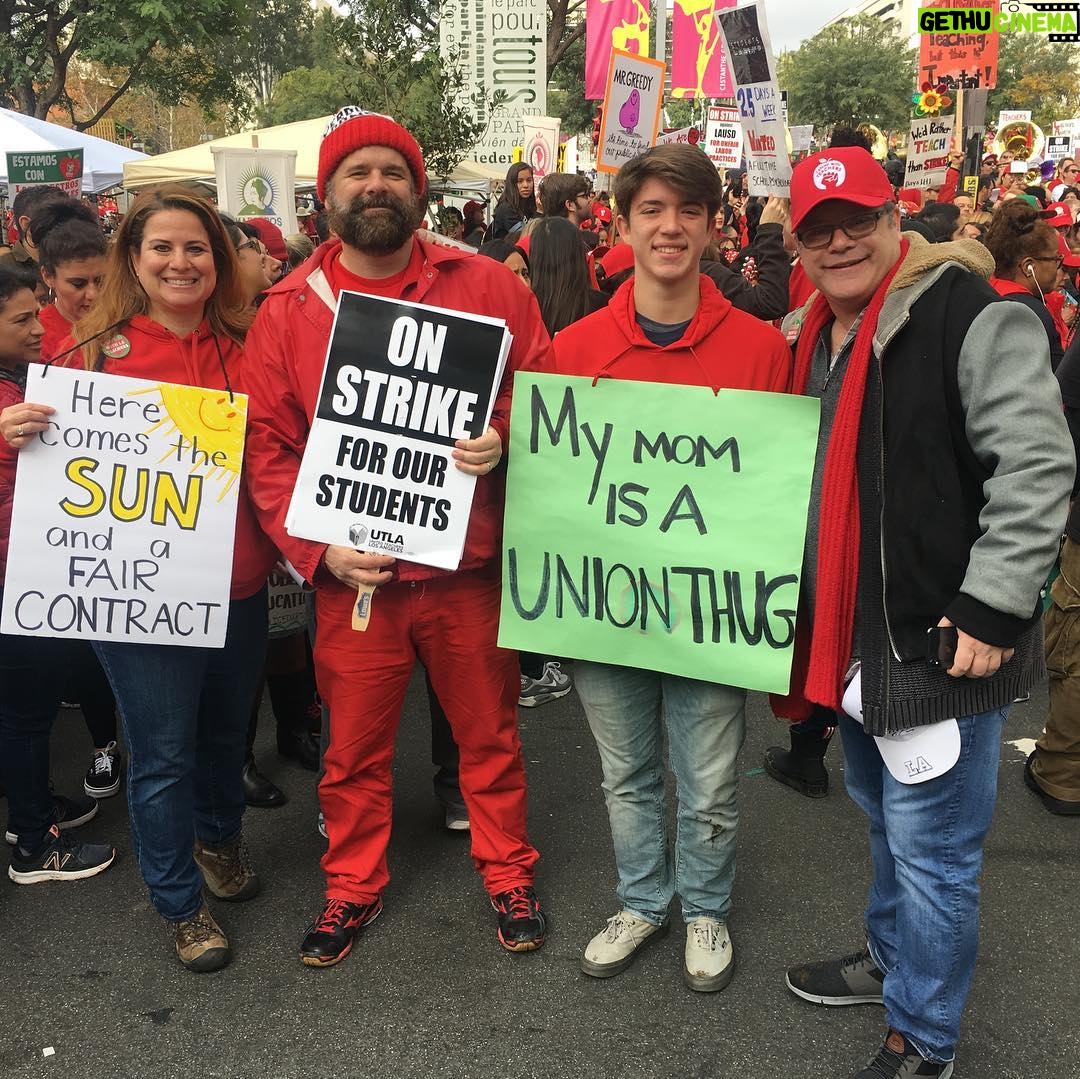 Sean Astin - 17.5K Likes - The fight is on. I support these incredible teachers all the way!!!! Here I am today, in Grand Park, City Hall, Downtown LOS Angeles, in solidarity with my cousins Robyn, Will & Julian. I admire them so much for who they are as human beings as they continue to follow the call of their lives...teaching!!! The demands of the Union are simple and easy to for the district to deliver. This is a moral and a safety issue. Let’s get it done.
#utlastrong
#lausdstrike
#red4ed
#utla
@utlanow
