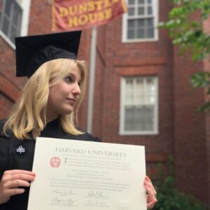 Sean Astin Instagram - Congratulations @ali_astin 
We are sooo proud of you!!!
#Harvard #MagnaCumLaude #2019