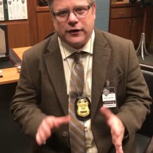 Sean Astin Instagram - You’ve heard about the #Guardiansofthe99

Here’s the story from my vantage point:

@nbcbrooklyn99 #Brooklyn99 
#Guardiansofthe99
👇👇👇👇
@RealGDT @Lin_Manuel @sethmeyers @HamillHimself