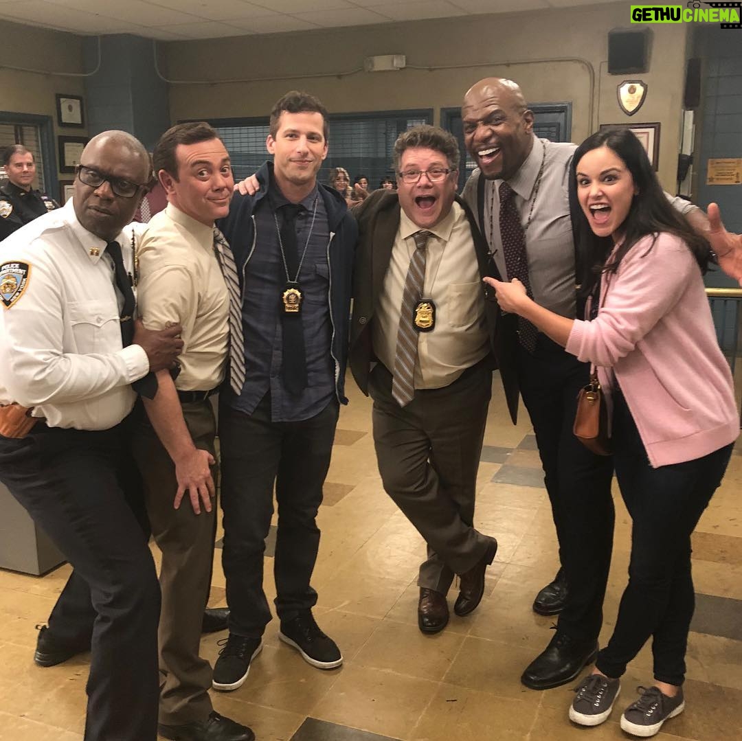Sean Astin - 15K Likes - TONIGHT, I JOIN THE 99
NOINE NOINE!!!!!! #brooklyn99 @nbcbrooklyn99
@thelonelyisland @melissafumero @stephaniebeatriz @terrycrews @dirkblocker @joelotruglio @joelmckmiller
#guardiansofthe99
@realgdt @sethmeyers @hamillhimself #LinManuelMiranda
