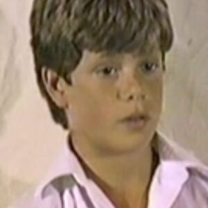 Sean Astin Instagram - Hey you guuys, I’ve been waiting 35 years to share this with you! While we’re in this tough spot, may we all share a spirit of adventure. 
Please DONATE $1 to the @americanredcross right now & if you can, GIVE BLOOD. Go to redcrossblood.org