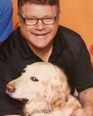 Sean Astin Instagram - Caption this!!! @superservicedog #Savi
Owner @itkasia