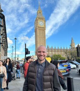 Sean Evans Most Liked Photos and Posts