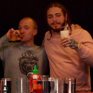 Sean Evans Instagram - Hot Ones & Posty 2022 // 2016 🤟