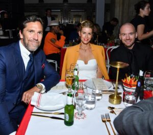 Sean Evans Instagram - Things got spicy at the world’s most fascinating dinner w @stellaartoisusa 🍻 #LetsDoDinner #AD