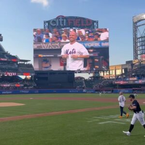Sean Evans Instagram - Seany Seaver thanks for having me @mets