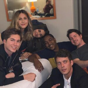 Sean Flynn Instagram - One of my favorite pictures from a magical night. @mattunderwood what are you looking at?? 😂