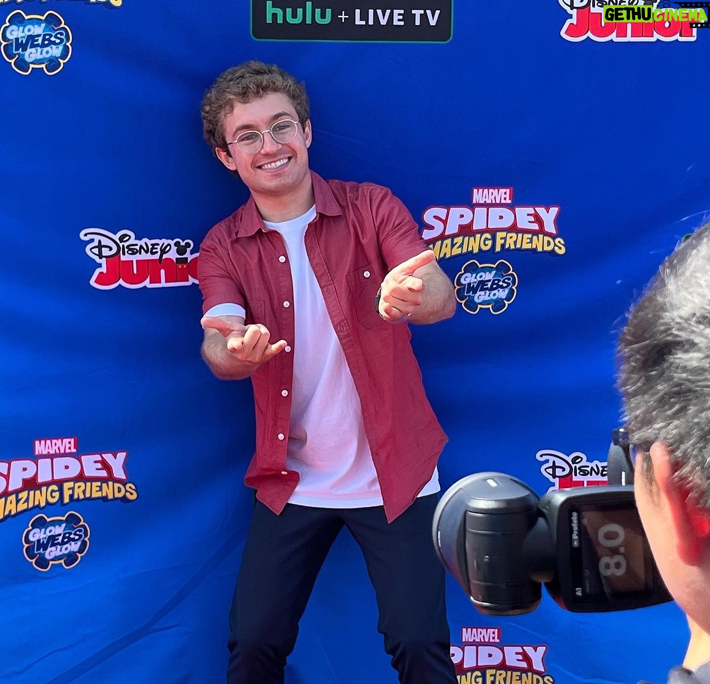 Sean Giambrone - 6K Likes - Fun day celebrating Season 2 of #spideyandhisamazingfriends Great event today on the Santa Monica Pier. @disneychannel @disneyjunior
@johnstamos @benjaminvalic @lilysanfelippo @jakarifraser @mayatuttle I play Ant-man in the series