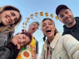 Sean Gunn Instagram - The Ventura County Fair delivered the goods. I wasn’t nervous at all on the Ferris wheel!