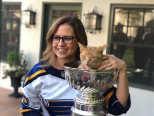 Sean Gunn Instagram - My friend of many decades and fellow St. Louisan @msjennafischer invited us to see the actual Stanley Cup today and it didn’t disappoint. I knew Jenna would know exactly what to do: put a cat in it. 
#goBlues 
#StanleyCup