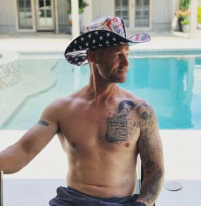 Actor Sean Larkin HD Instagram Photos and Wallpapers May 2022