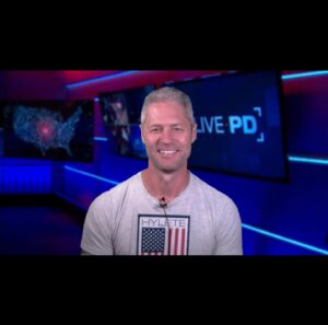 Sean Larkin Instagram - Believe it or not, same location (my garage) and same set, just hours apart.  Green screens are pretty damn incredible.  Huge shoutout to all the brilliant people that are behind behind the scenes making sure LivePD can be brought to air during these times.  #livepd #livepdnation