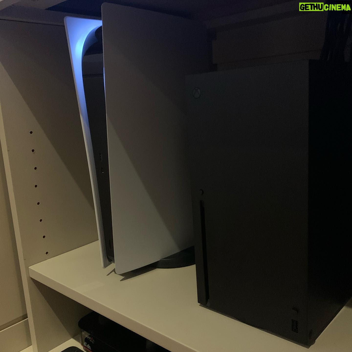 Sean Murray - 11.3K Likes - together. as one. in harmony. #xboxseriesx #playstation5