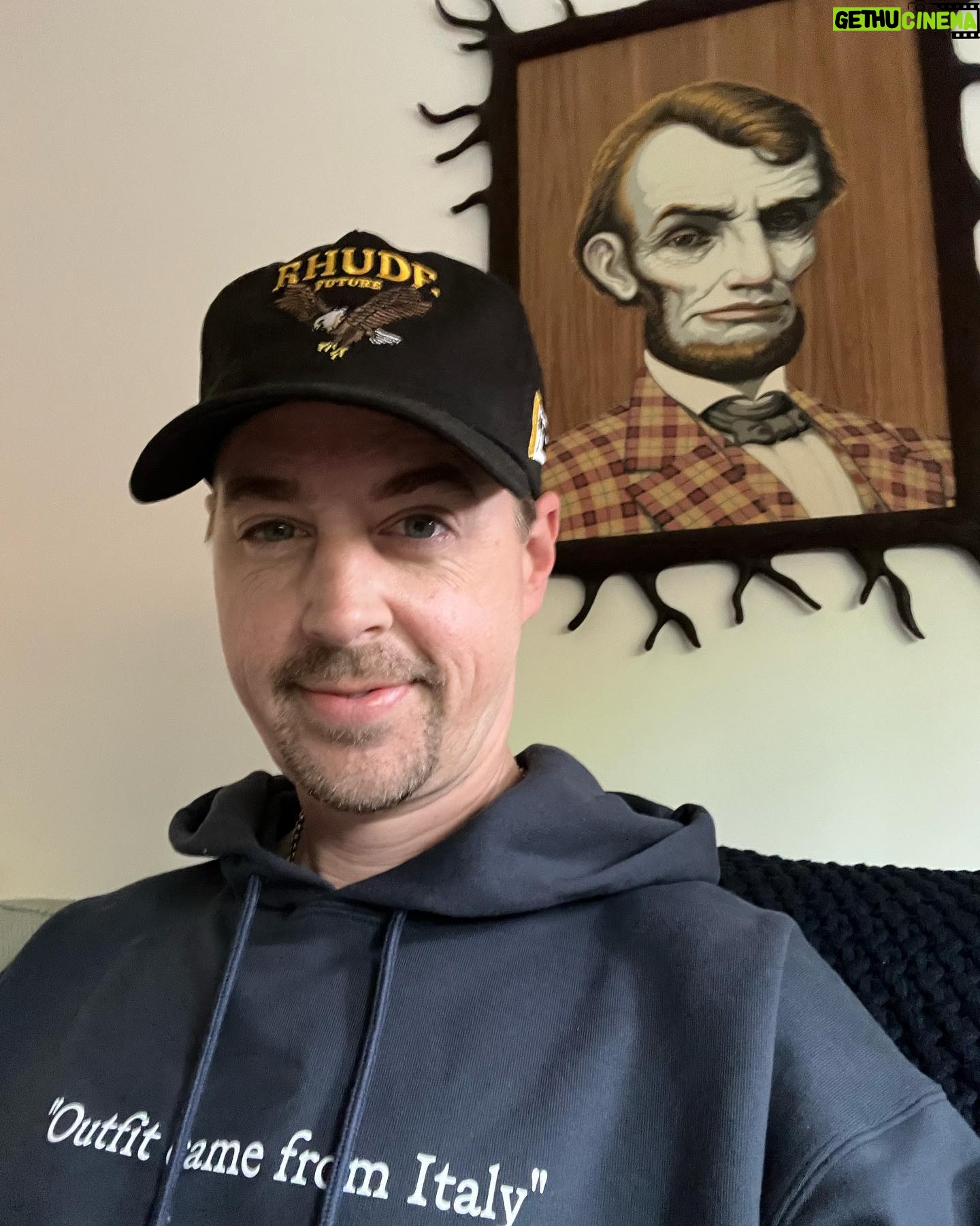 Sean Murray - 9.4K Likes - my favorite new hoodie... I cannot tell a tie. extra comfy fits by @off____white #ripvirgilabloh #offwhite