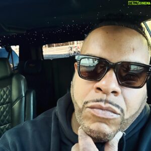 Sean Ringgold Instagram - Ideas that aren’t acted upon are just wasted thoughts. Make sure you get out there and put pen to  paper . 

Execute and get it done ! It starts with taking that first step .