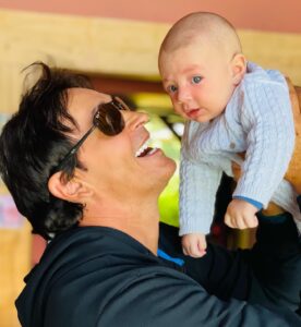 Sebastián Estevanez Instagram - Faustino! 2 meses! Besooos! Buen finde! ❤️❤️❤️❤️❤️❤️
