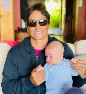 Sebastián Estevanez Instagram - Faustino! 2 meses! Besooos! Buen finde! ❤️❤️❤️❤️❤️❤️