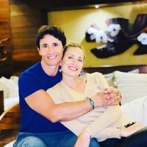 Sebastián Estevanez Instagram - Con el amor de mi vida! Que tengan un hermoso día de los enamorados! ❤️❤️
@ivanasaccani