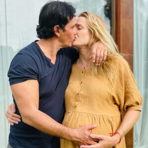 Sebastián Estevanez Instagram - Feliz cumpleee, te amo con todo mi corazón, feliz de compartir la vida con vos!!! ❤️❤️Besoos! @ivanasaccani