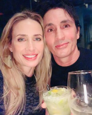 Sebastián Estevanez Instagram - Feliz Cumpleee Mi Amor! Te Amooo muchoo! Nada mas lindo que  compartir la vida con vos! ❤️❤️
@ivanasaccani 
@paru_sushi