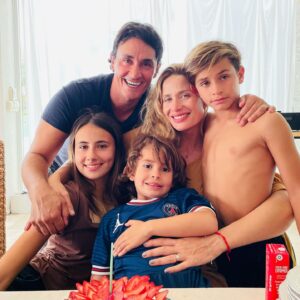 Sebastián Estevanez Instagram - Feliz cumpleee, te amo con todo mi corazón, feliz de compartir la vida con vos!!! ❤️❤️Besoos! @ivanasaccani