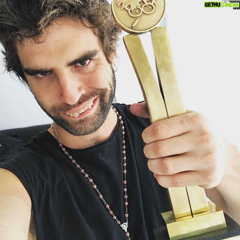 Sebastián Ortega - 8.1K Likes - Diosito vive.. #elmarginal2 @undertransmedia @furtadonico